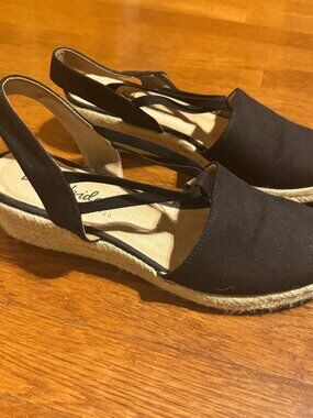 LifeStride Wedge Sandals Size 10 Black Tan Comfortable Shoes Like New